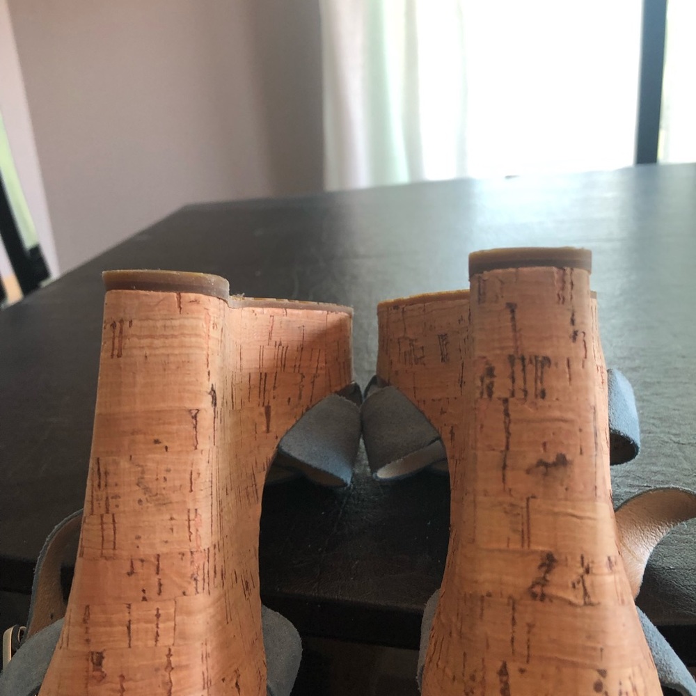 Michael Kors cork wedge. - Picture 5 of 7